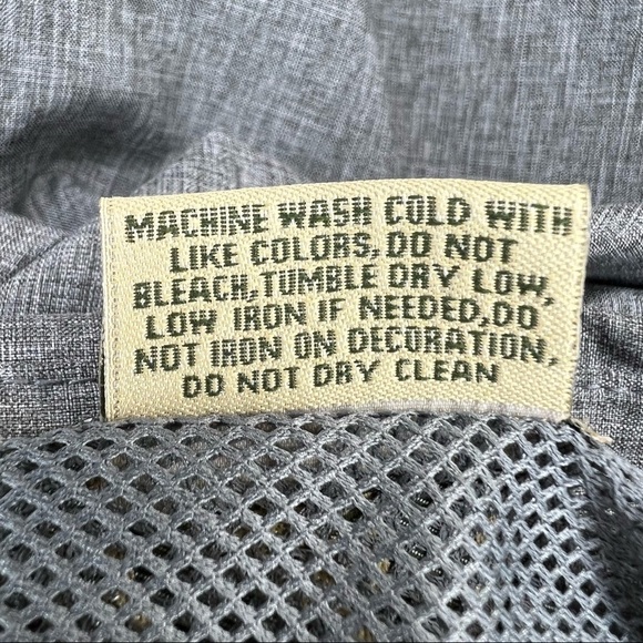 M Men’s Excurzion Grey Short Sleeve Breathable Button Down Shirt Medium - Picture 10 of 10